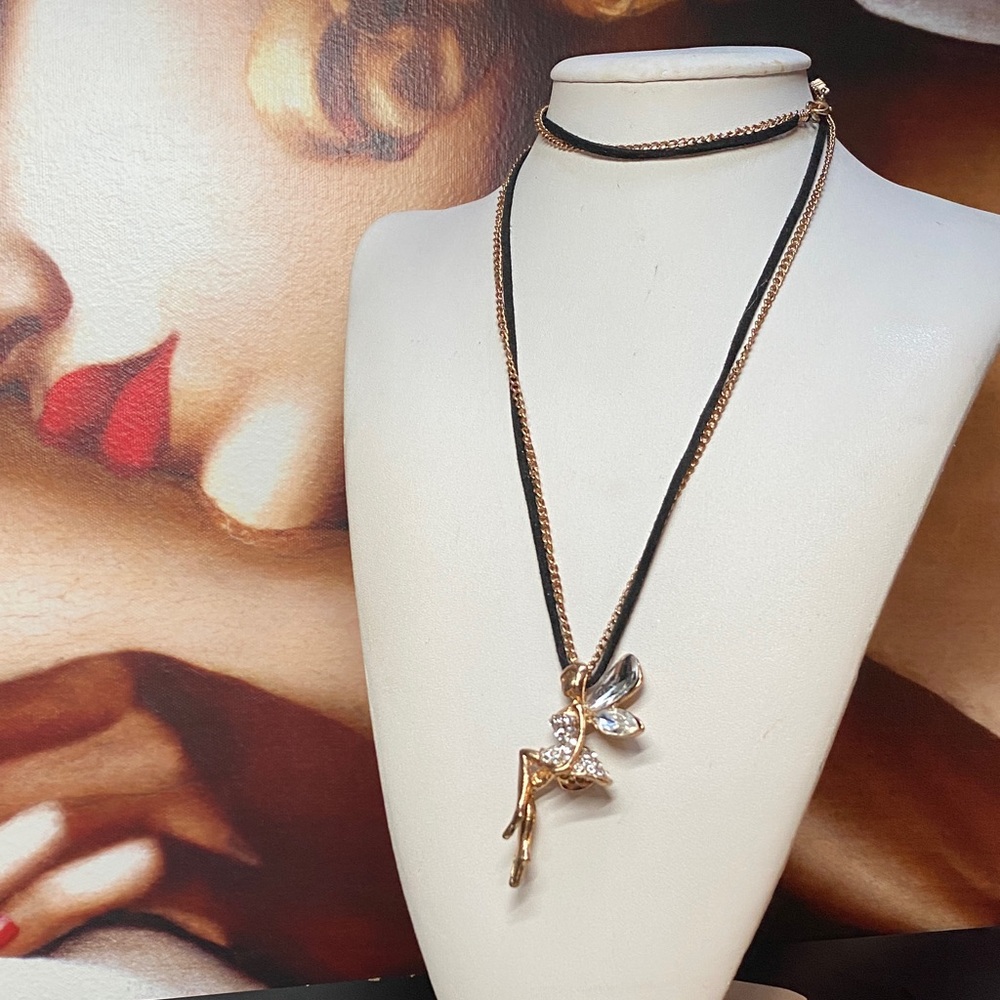 🍇Gold Fairy Pendant Necklace With Crystal Wings - Picture 1 of 9